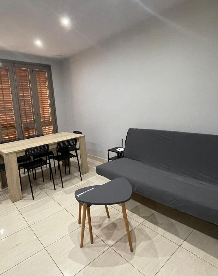 Apartments Cal Benet Camarasa Exterior photo