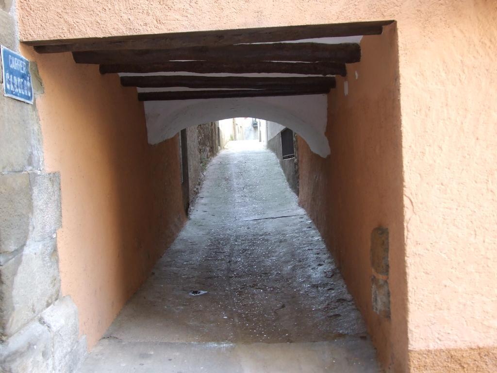 Apartments Cal Benet Camarasa Exterior photo